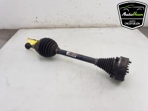 Gebruikte Cardanas links-voor (VWA) Volkswagen Golf VII (AUA) 1.4 TSI 16V Prijs € 100,00 Margeregeling aangeboden door AutoHam