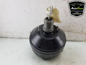 Gebruikte Rembekrachtiger BMW M1 (F20) M140i 3.0 24V Prijs € 65,00 Margeregeling aangeboden door AutoHam