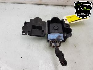 Gebruikte Start/Stop computer Opel Crossland (X) 1.2 Turbo 12V Euro 6 Prijs € 40,00 Margeregeling aangeboden door AutoHam