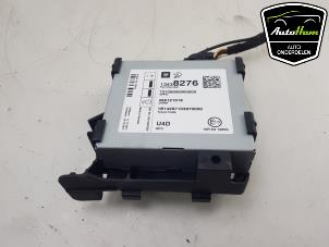 Gebruikte DAB module Opel Astra J Sports Tourer (PD8/PE8/PF8) 1.4 Turbo 16V Prijs € 125,00 Margeregeling aangeboden door AutoHam