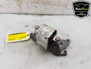 Gebruikte Versnellingsbak Steun Mercedes C Estate (S205) C-350 e 2.0 16V Prijs € 25,00 Margeregeling aangeboden door AutoHam