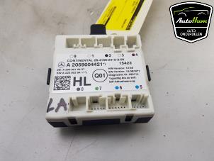 Gebruikte Deur module Mercedes C Estate (S205) C-350 e 2.0 16V Prijs € 50,00 Margeregeling aangeboden door AutoHam