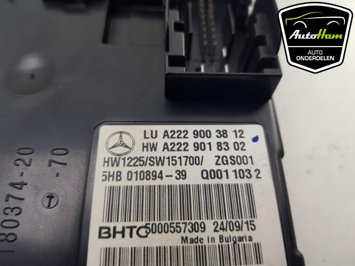 Computer Kachel van een Mercedes-Benz C Estate (S205) C-350 e 2.0 16V 2015