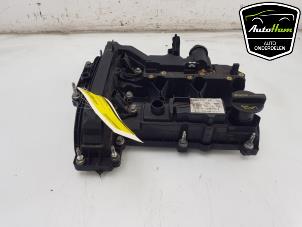 Gebruikte Kleppendeksel Ford Fiesta 6 (JA8) 1.0 Ti-VCT 12V 65 Prijs € 50,00 Margeregeling aangeboden door AutoHam