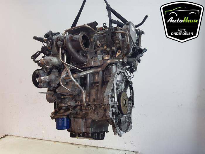 Motor van een Opel Insignia Sports Tourer 1.5 Turbo 16V 165 2020