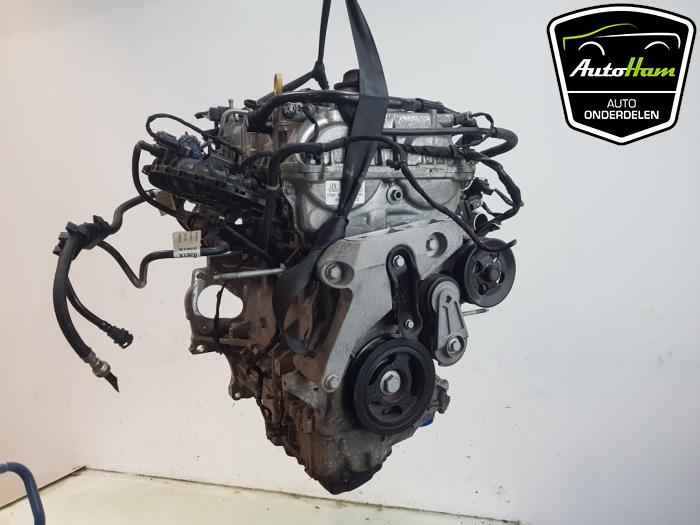 Motor van een Opel Insignia Sports Tourer 1.5 Turbo 16V 165 2020