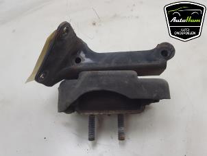 Gebruikte Motorsteun Iveco New Daily VI 33S13, 35C13, 35S13 Prijs € 20,00 Margeregeling aangeboden door AutoHam