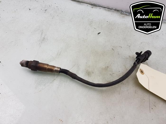 Lambda Sonde van een Fiat 500 (312) 1.4 16V 2008