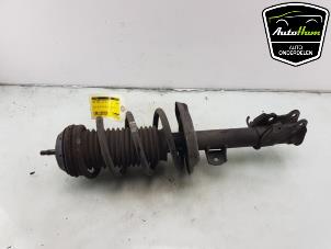 Gebruikte Schokdemper rechts-voor Opel Adam 1.4 S 16V Turbo Prijs € 65,00 Margeregeling aangeboden door AutoHam