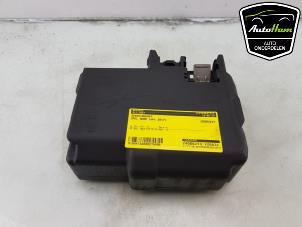 Gebruikte Zekeringkast Opel Adam 1.4 S 16V Turbo Prijs € 50,00 Margeregeling aangeboden door AutoHam