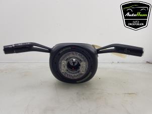 Gebruikte Licht + Raw Schakelaar Mercedes C (W206) C-300 2.0 EQ Boost Turbo Prijs € 125,00 Margeregeling aangeboden door AutoHam