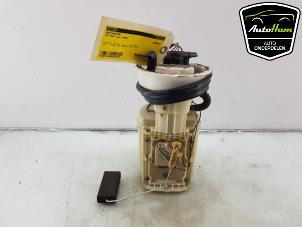 Gebruikte Tank element Pomp Volkswagen Polo III (6N2) 1.4 16V 75 Prijs € 25,00 Margeregeling aangeboden door AutoHam