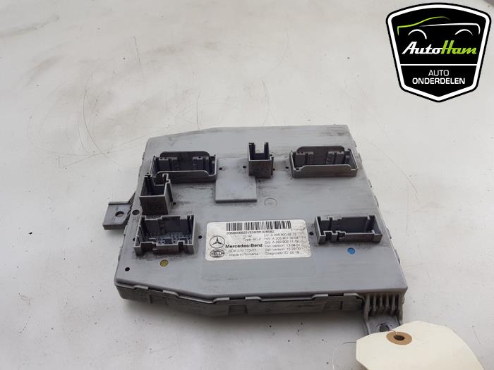 Gebruikte Sam module Mercedes C-Klasse AMG (W205) C-63 S,Edition 1 AMG 4.0 V8 Biturbo Prijs € 50,00 Margeregeling aangeboden door AutoHam
