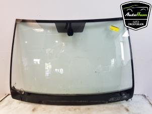 Gebruikte Voorruit Volkswagen Touran (5T1) 1.4 TSI Prijs op aanvraag aangeboden door AutoHam