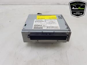 Gebruikte CD Speler Volvo V50 (MW) 2.4 20V Prijs € 25,00 Margeregeling aangeboden door AutoHam