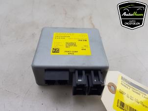 Gebruikte Computer Stuurbekrachtiging Renault Twingo II (CN) 1.2 16V Prijs € 40,00 Margeregeling aangeboden door AutoHam