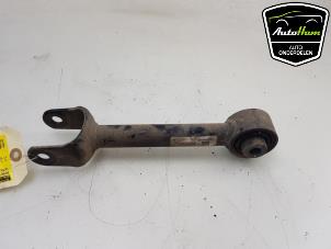 Gebruikte Reactiestang rechts-achter Tesla Model 3 Standard RWD Plus, Long Range RWD Prijs € 24,20 Inclusief btw aangeboden door AutoHam