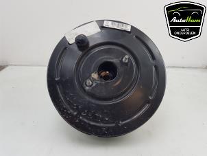 Gebruikte Rembekrachtiger Renault Megane III Coupe (DZ) 2.0 16V RS Turbo Prijs € 40,00 Margeregeling aangeboden door AutoHam