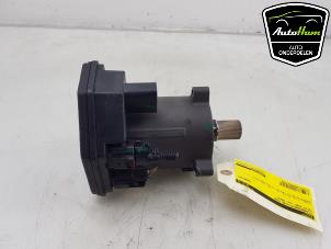 Gebruikte Servopomp Volvo XC60 II (UZ) 2.0 T6 16V Recharge, Twin Engine AWD Prijs € 125,00 Margeregeling aangeboden door AutoHam