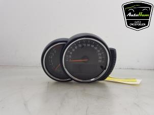 Gebruikte Cockpit Mini Mini (F55) 2.0 16V Cooper S Prijs € 125,00 Margeregeling aangeboden door AutoHam