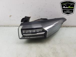 Gebruikte Achterlicht rechts Peugeot 308 SW (F4/FC/FN/FR) 1.6 16V HYbrid 180 e-EAT8 Prijs € 145,00 Margeregeling aangeboden door AutoHam