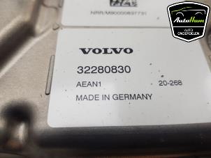 Gebruikte Inverter Volvo V60 II (ZW) 2.0 T6 16V Twin Engine Prijs € 850,00 Margeregeling aangeboden door AutoHam