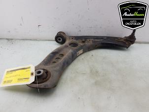Gebruikte Draagarm rechts-voor Audi A3 Limousine (8VS/8VM) 1.6 TDI Ultra 16V Prijs € 25,00 Margeregeling aangeboden door AutoHam