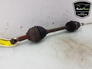 Gebruikte Aandrijfas links-voor Opel Vivaro 2.0 CDTI Prijs € 50,00 Margeregeling aangeboden door AutoHam