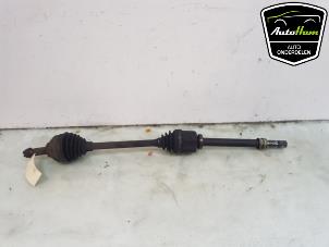 Gebruikte Steekas rechts-voor Opel Vivaro 2.0 CDTI Prijs € 40,00 Margeregeling aangeboden door AutoHam