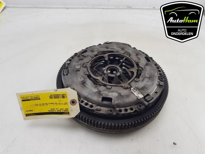 Gebruikte Vliegwiel dubbele massa Seat Leon ST (5FF) 1.4 TSI ACT 16V Prijs € 200,00 Margeregeling aangeboden door AutoHam