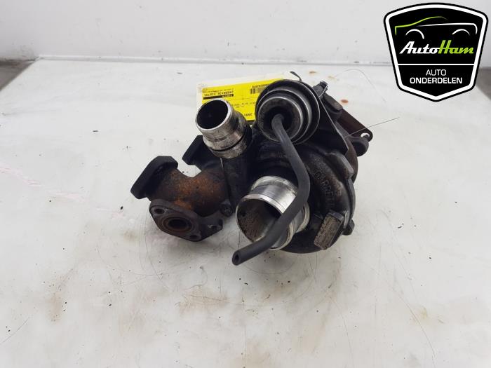 Gebruikte G-lader Opel Vivaro 2.0 CDTI Prijs € 175,00 Margeregeling aangeboden door AutoHam
