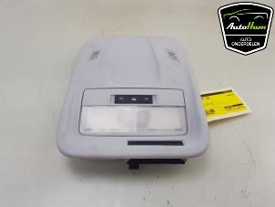 Gebruikte Binnenverlichting voor Opel Crossland (X) 1.2 Turbo 12V Euro 6 Prijs € 10,00 Margeregeling aangeboden door AutoHam