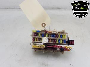 Gebruikte Zekeringkast Renault Kadjar (RFEH) 1.2 Energy TCE 130 Prijs € 50,00 Margeregeling aangeboden door AutoHam