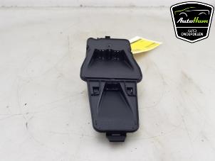 Gebruikte Camera voorzijde Ford Focus 3 Wagon 1.6 SCTi 16V Prijs € 75,00 Margeregeling aangeboden door AutoHam