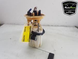 Gebruikte Tank element Pomp Volkswagen Caddy Cargo V (SBA/SBH) 2.0 TDI BlueMotionTechnology Prijs € 75,00 Margeregeling aangeboden door AutoHam
