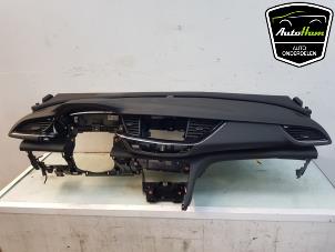 Gebruikte Airbag set + dashboard Opel Insignia Sports Tourer 1.5 Turbo 16V 165 Prijs € 800,00 Margeregeling aangeboden door AutoHam