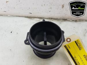 Gebruikte Luchthoeveelheidsmeter Porsche Macan (95B) 3.0 S Diesel V6 24V Prijs € 25,00 Margeregeling aangeboden door AutoHam