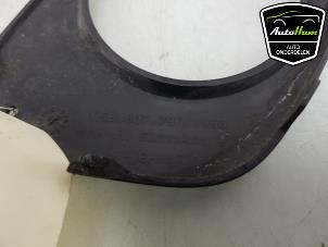 Gebruikte Bumperdeel rechts-voor Porsche Macan (95B) 3.0 S Diesel V6 24V Prijs € 10,00 Margeregeling aangeboden door AutoHam