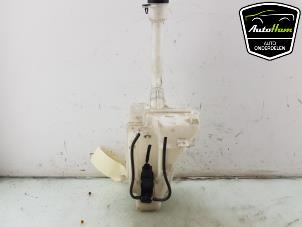 Gebruikte Ruitensproeiertank voor Opel Mokka/Mokka X 1.4 Turbo 16V 4x2 Prijs € 35,00 Margeregeling aangeboden door AutoHam