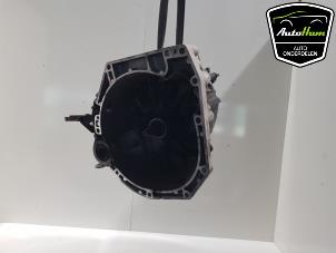 Gebruikte Versnellingsbak Renault Grand Scénic III (JZ) 1.4 16V TCe 130 Prijs € 275,00 Margeregeling aangeboden door AutoHam