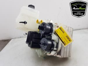 Gebruikte Chaufagebak Tesla Model Y (5YJY) Long Range 72kWh Prijs € 544,50 Inclusief btw aangeboden door AutoHam