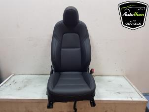 Gebruikte Stoel rechts Tesla Model Y (5YJY) Long Range 72kWh Prijs € 363,00 Inclusief btw aangeboden door AutoHam