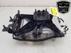 Gebruikte Bediening boordcomputer Tesla Model Y (5YJY) Long Range 72kWh Prijs op aanvraag aangeboden door AutoHam