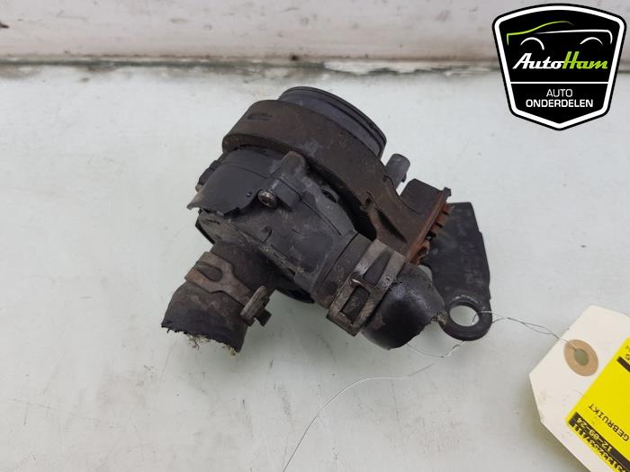 Gebruikte Waterpomp Skoda Octavia Combi (5EAC) 2.0 TDI GreenTec 16V Prijs € 20,00 Margeregeling aangeboden door AutoHam