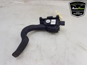 Gebruikte Gaspedaal Tesla Model 3 Standard RWD Plus, Long Range RWD Prijs € 60,50 Inclusief btw aangeboden door AutoHam