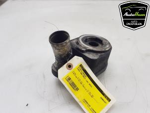 Gebruikte Oliefilterhuis Iveco New Daily VI 33S13, 35C13, 35S13 Prijs € 30,00 Margeregeling aangeboden door AutoHam