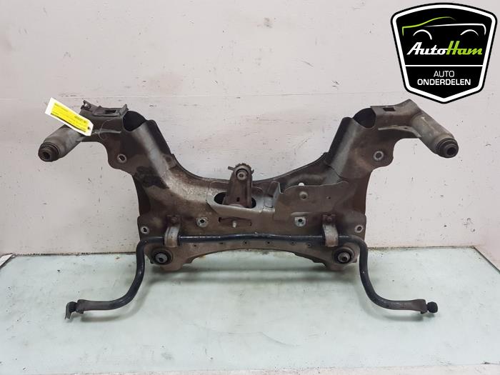 Gebruikte Subframe Renault Scénic III (JZ) 2.0 16V CVT Prijs € 75,00 Margeregeling aangeboden door AutoHam