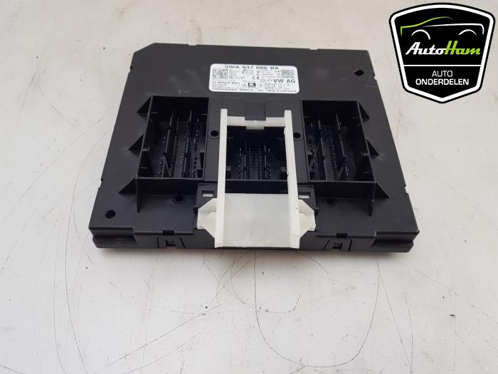 Gebruikte Module Bodycontrol Skoda Octavia Combi (NXAC) 1.5 TSI 16V Prijs € 175,00 Margeregeling aangeboden door AutoHam