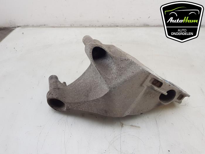 Gebruikte Motorsteun Opel Astra K 1.0 SIDI Turbo 12V Prijs € 15,00 Margeregeling aangeboden door AutoHam