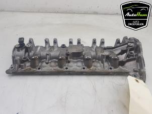 Gebruikte Kleppendeksel Renault Megane IV Estate (RFBK) 1.3 TCE 160 16V Prijs € 100,00 Margeregeling aangeboden door AutoHam